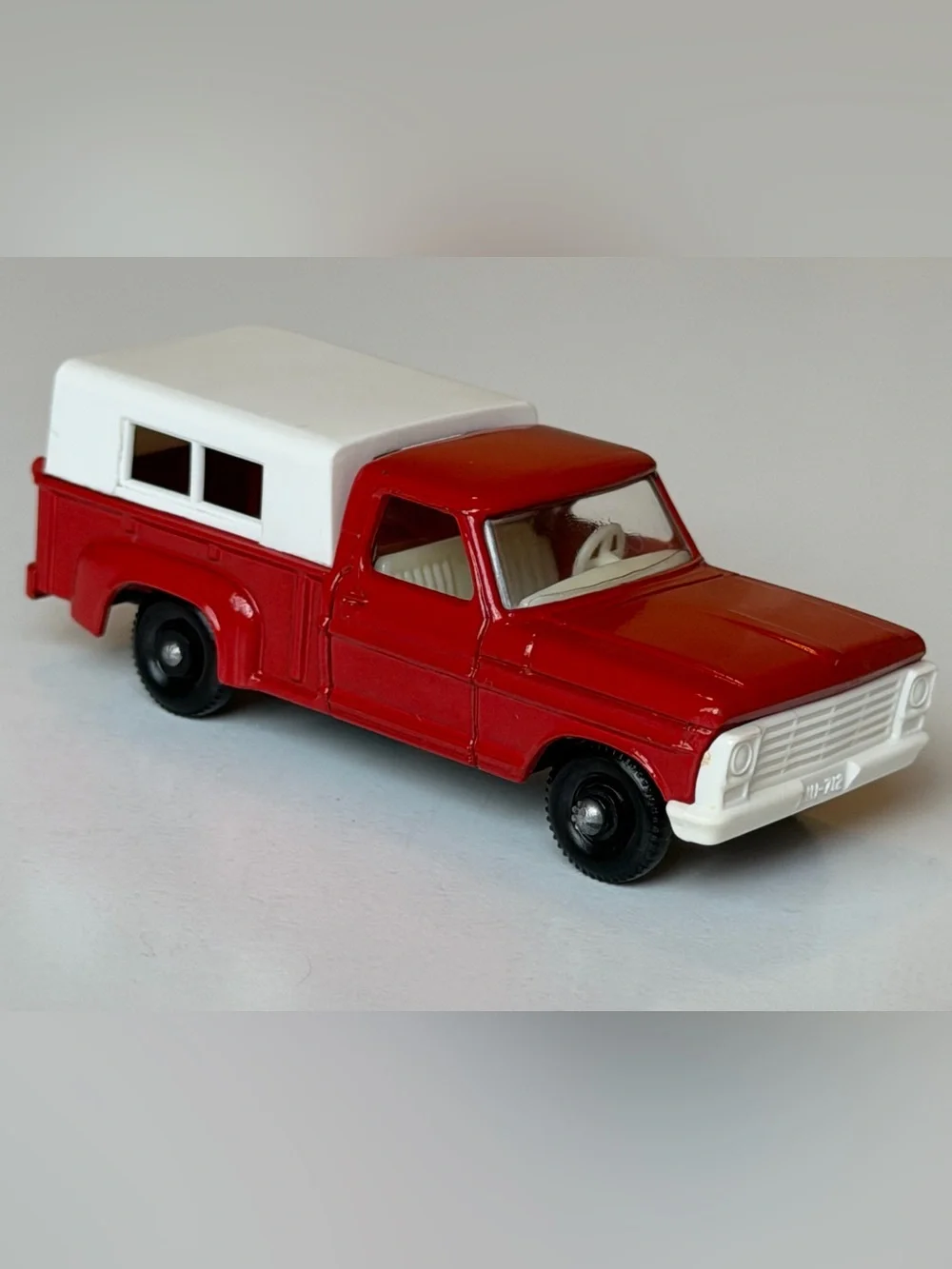 Vintage Matchbox No 6 Ford Pick Up Truck Red with White Canopy Lesney England